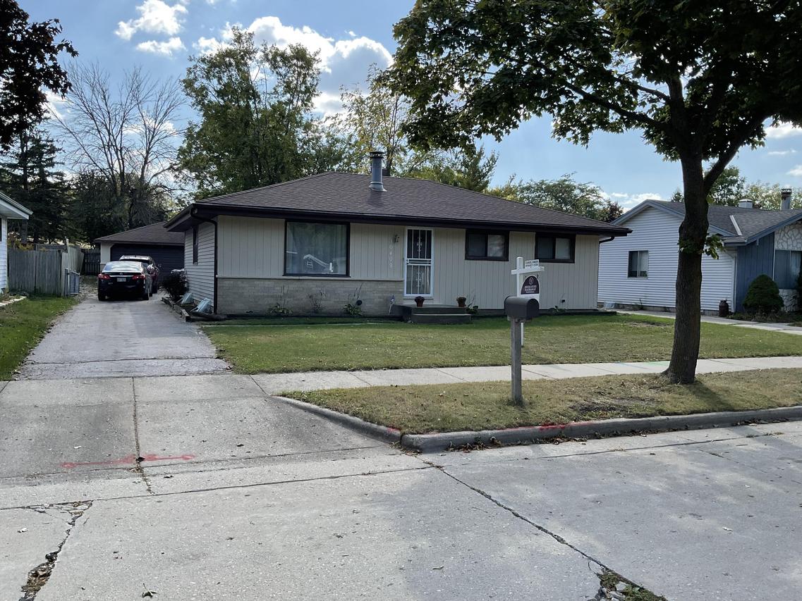 10409 W Villa Ave, Milwaukee, WI 53224