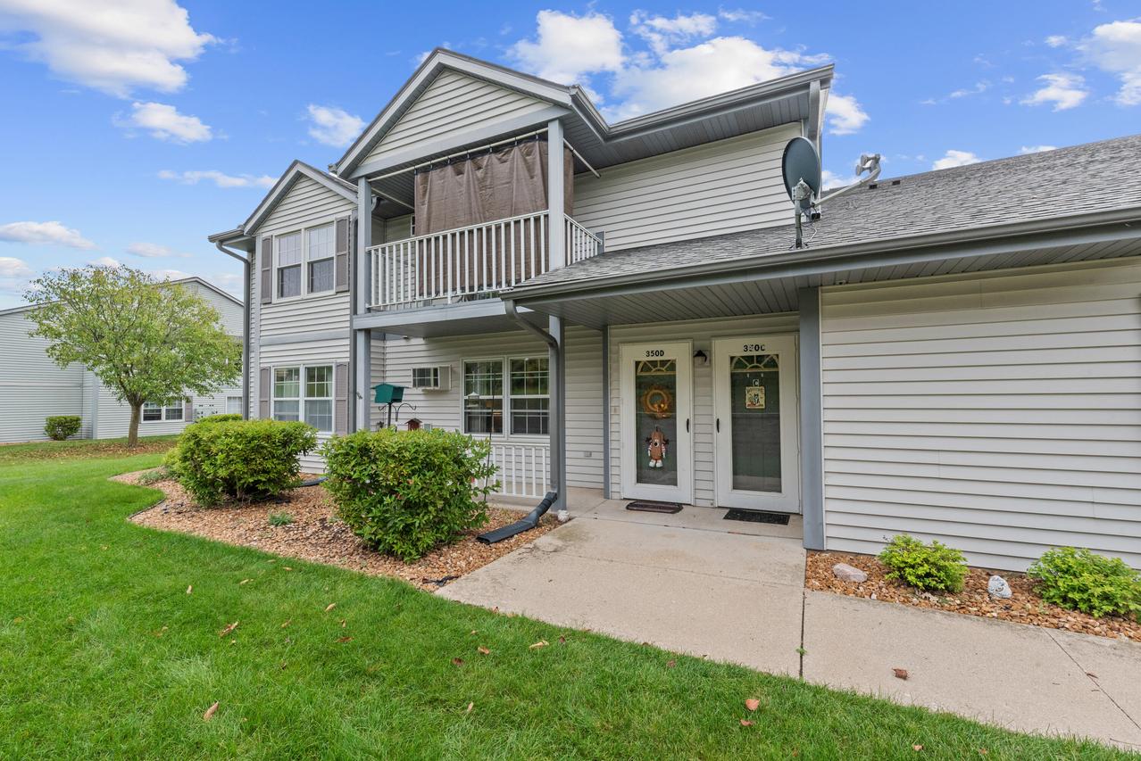 350 Auburn Meadows #D, Campbellsport, WI 53010