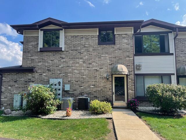 3208 Wood Rd #10, Mount Pleasant, WI 53406