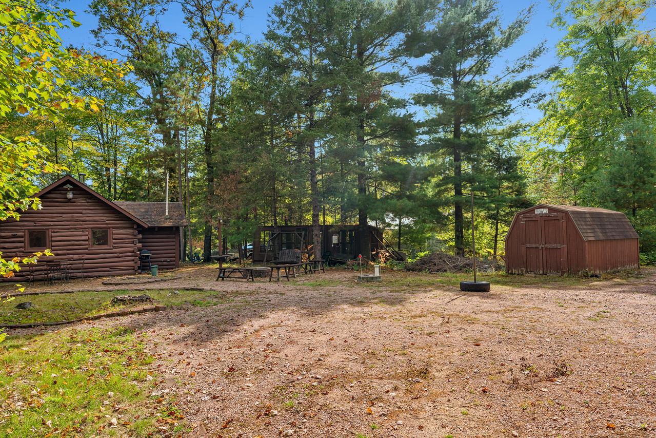 N4370 Snyder Lake, Hewett, WI 54456