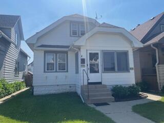 1648 S 69th St, West Allis, WI 53214