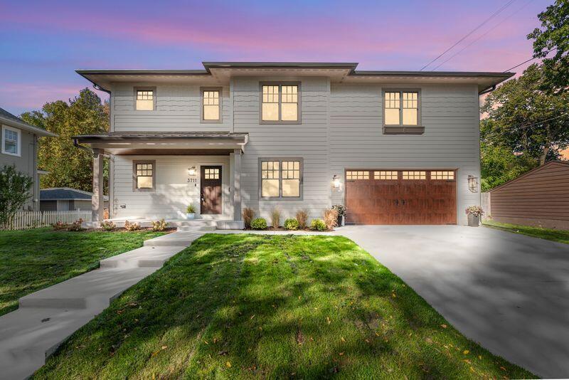 3711 N Downer Ave, Shorewood, WI 53211