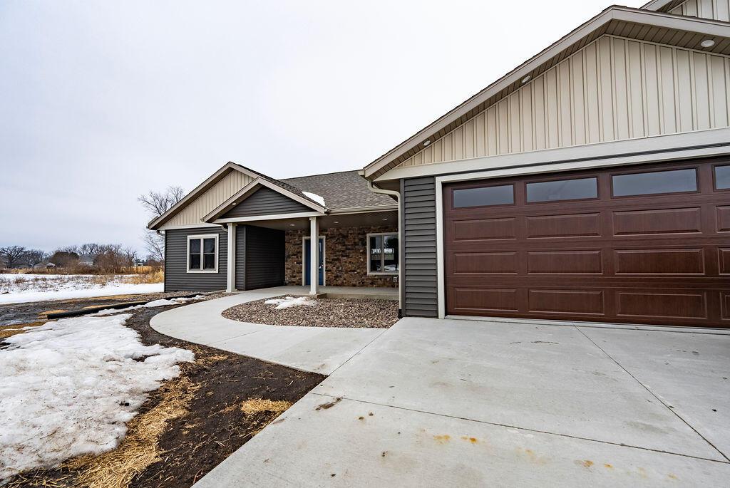 W24362 Fairway Dr, Trempealeau, WI 54661