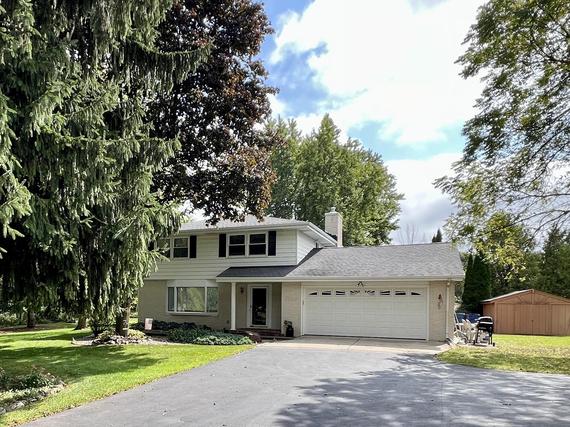 New Homes For Sale This Week That Attend Grafton High School: September 19th to September 25th