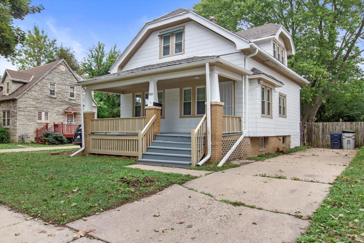 4866 N 48th St, Milwaukee, WI 53218