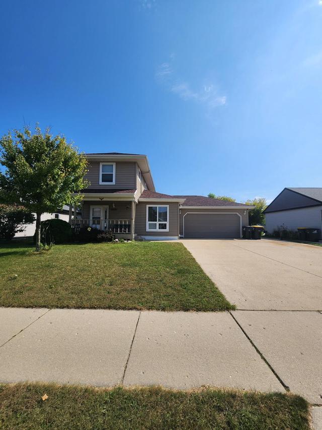 1151 Lombardi Way, Waukesha, WI 53186