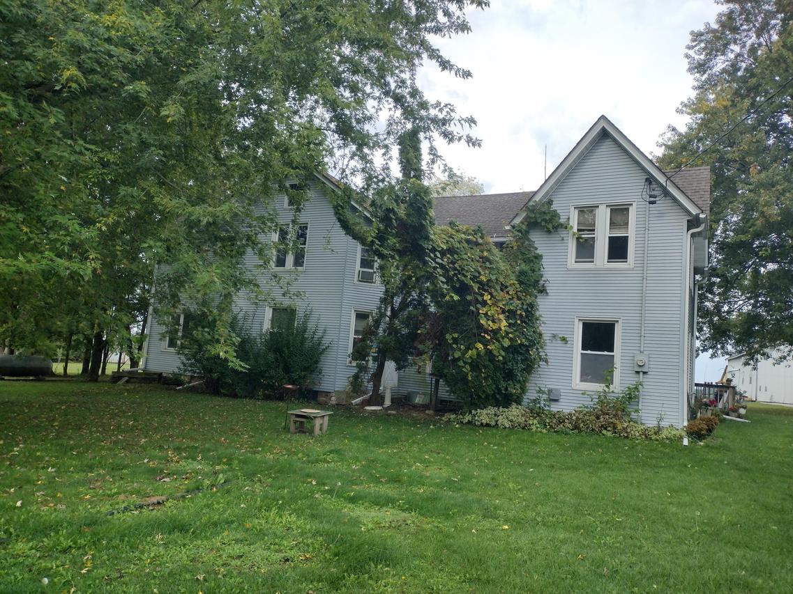 N10035 N Bluemound Rd, Lomira, WI 53050