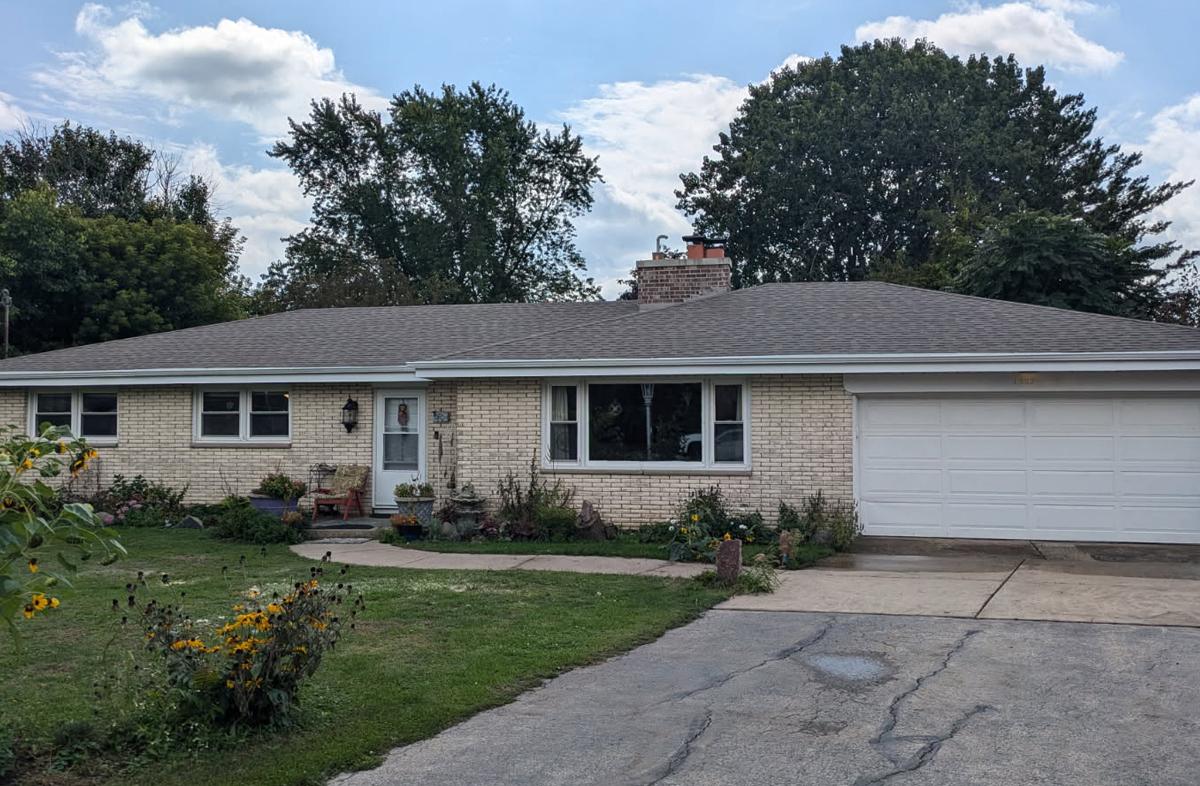 1903 4 Mile Rd, Caledonia, WI 53402
