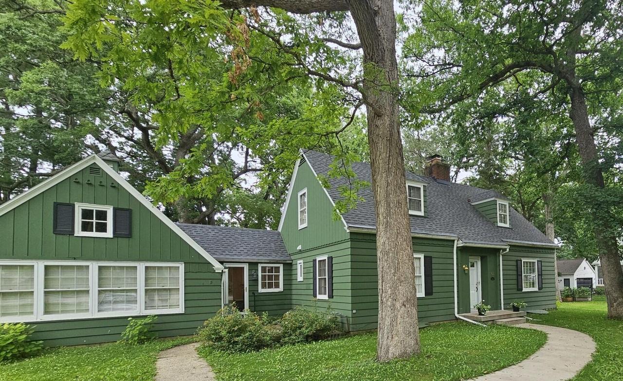 102 E Mckinley St, Stoughton, WI 53589
