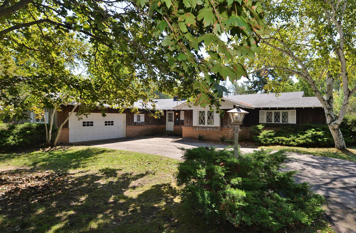 309 E Point View, Wind Point, WI 53402