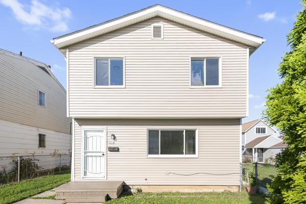 2419 N 6th St, Milwaukee, WI 53212