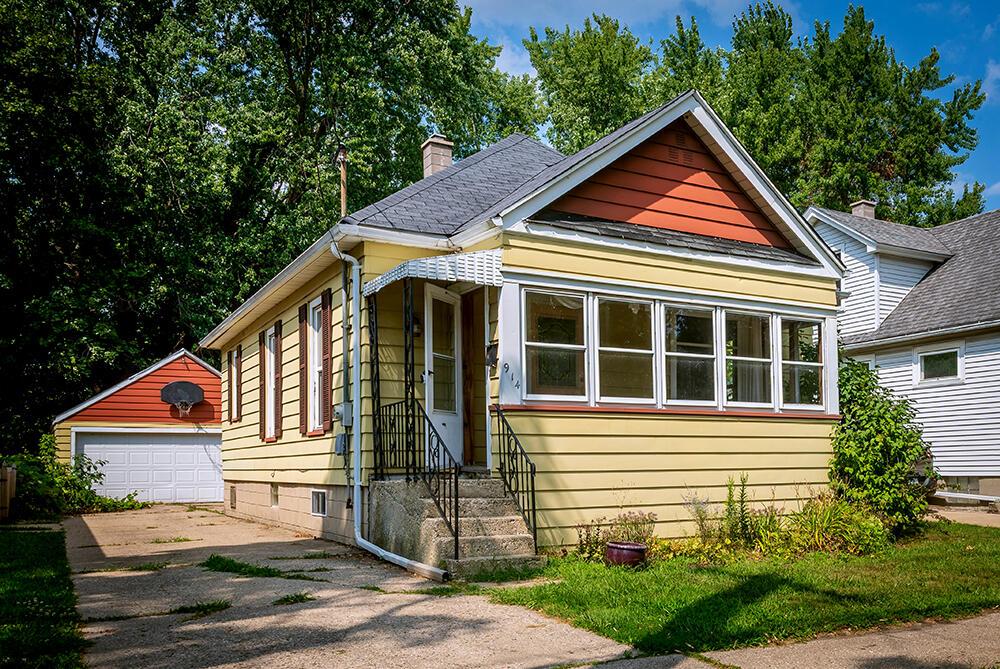 [Address Hidden by Seller], Kenosha, WI 53143