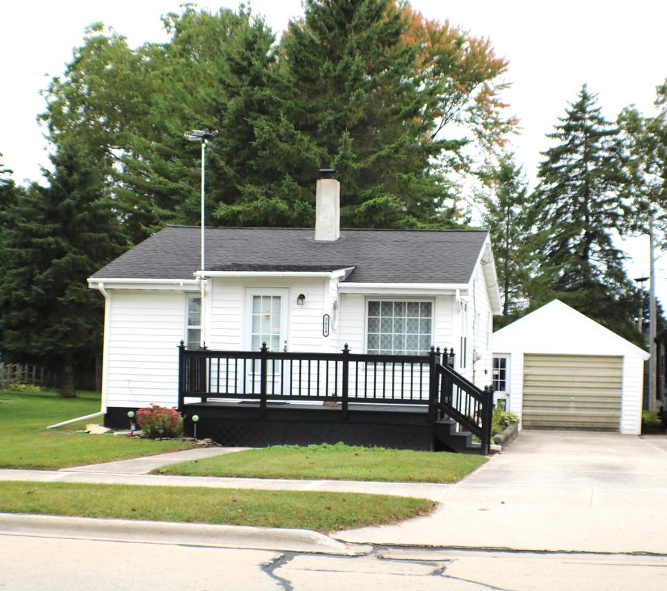 3616 Tannery Rd, Two Rivers, WI 54241
