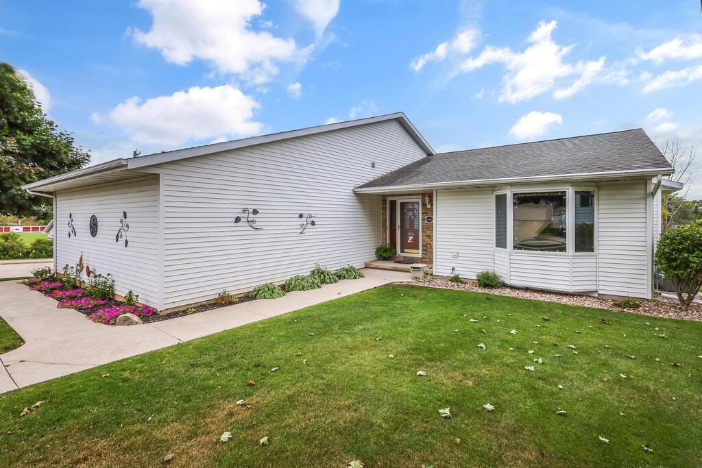 3404 Garfield St, Two Rivers, WI 54241