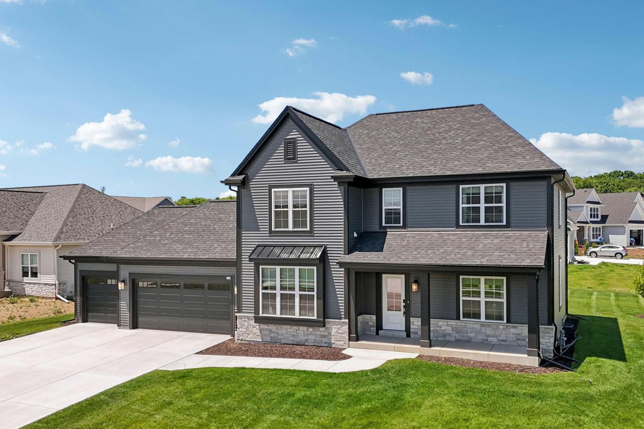 779 Kohlwey Dr #Lt28, Grafton, WI 53024