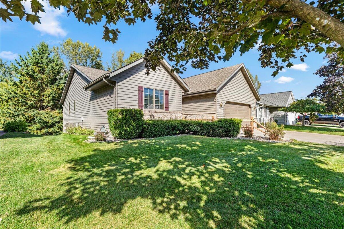2028 Cardinal Dr, West Bend, WI 53090