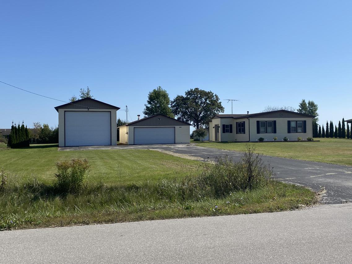 5205 Wagon Wheel Rd, Kossuth, WI 54220