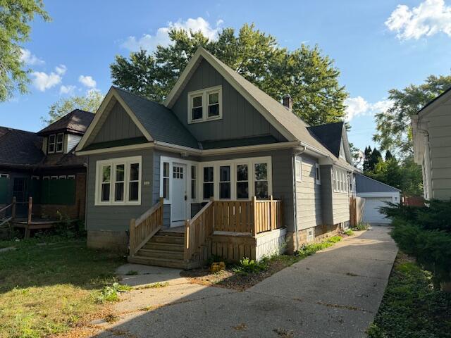 3048 N 59th St, Milwaukee, WI 53210
