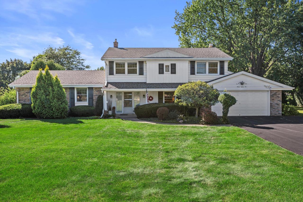 3085 Santa Barbara Dr, Brookfield, WI 53005