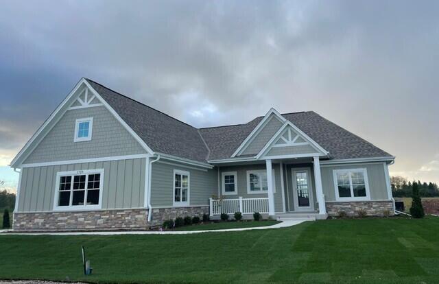 1723 N River Cir, River Hills, WI 53217