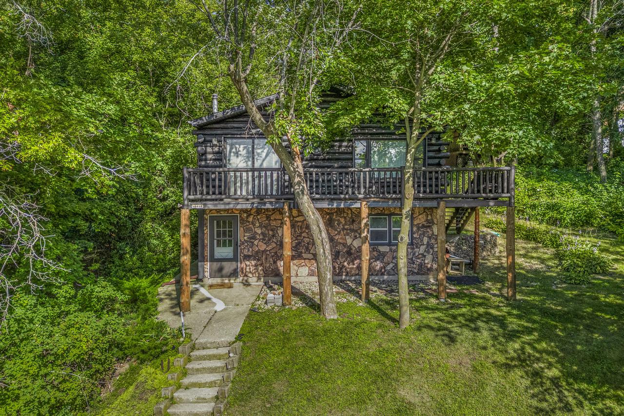 N6498 Orchard Heights, Richmond, WI 53115