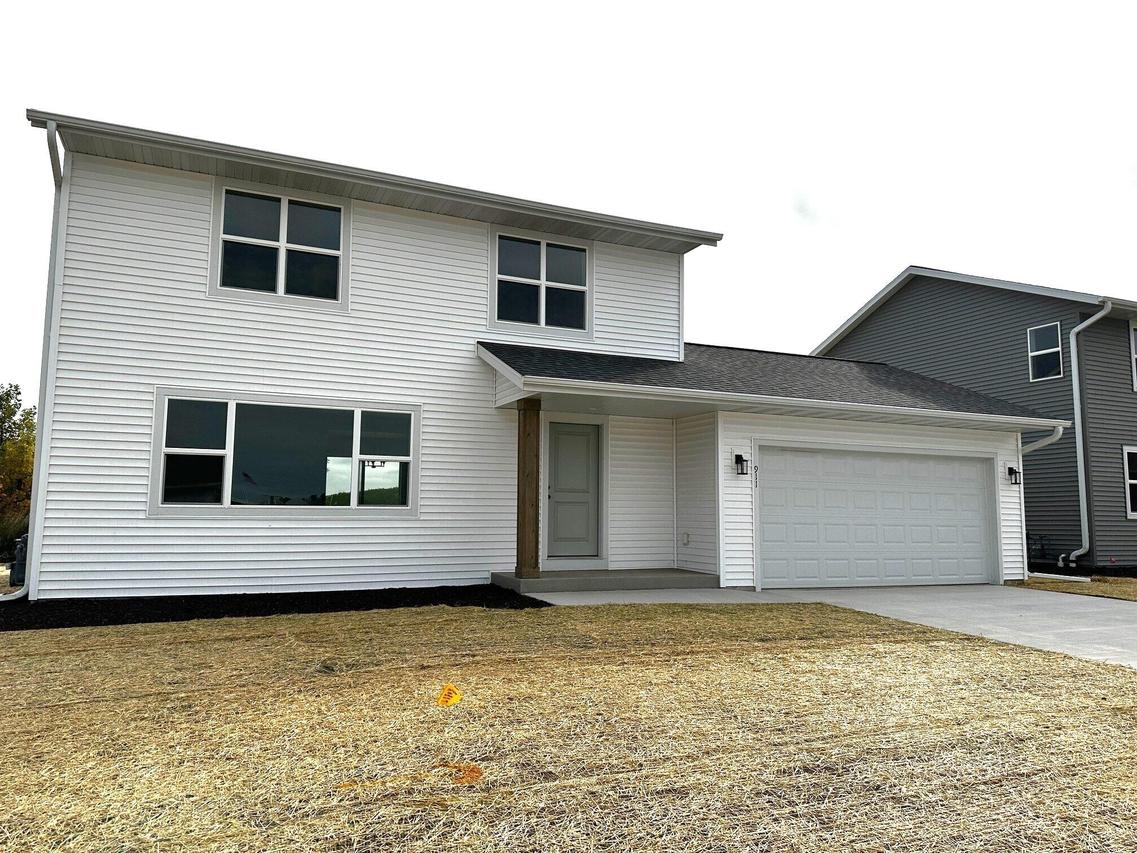 911 Sully Way, Sheboygan Falls, WI 53085