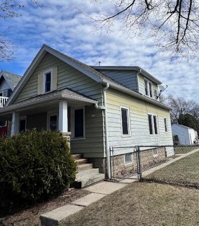 646 S 63rd St, Milwaukee, WI 53214