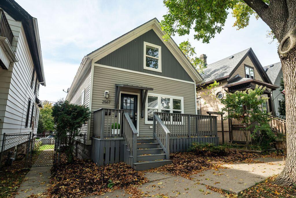 2567 S Burrell St, Milwaukee, WI 53207