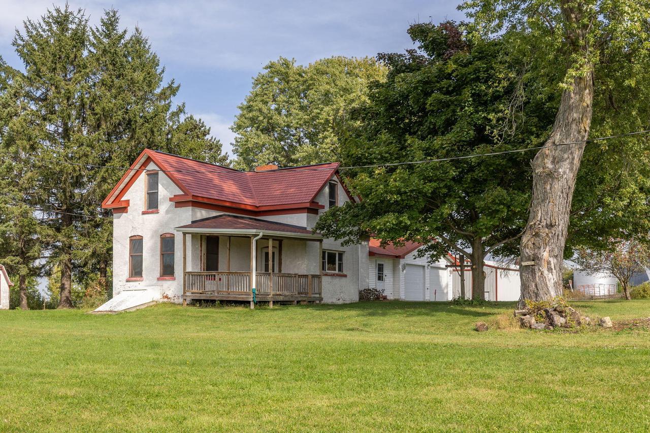 W4844 State Road 33 -, Shelby, WI 54601