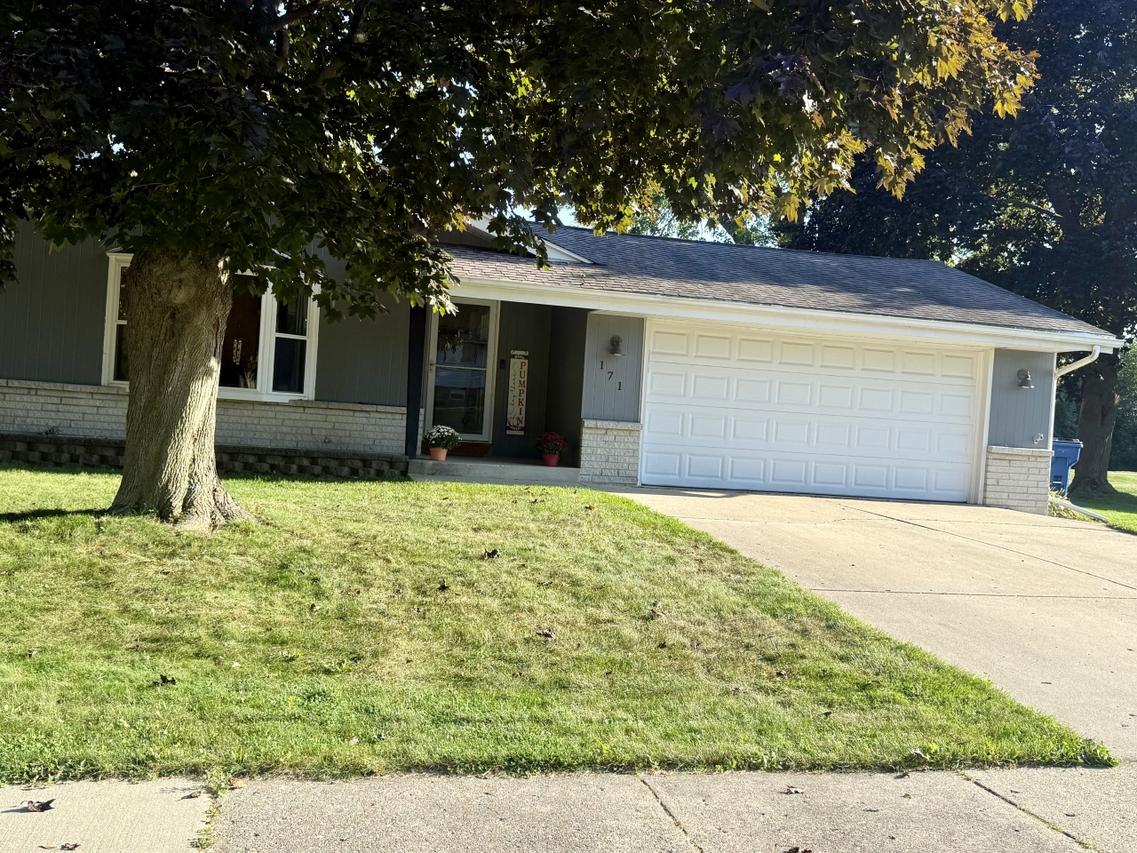 171 Maple St, Grafton, WI 53024