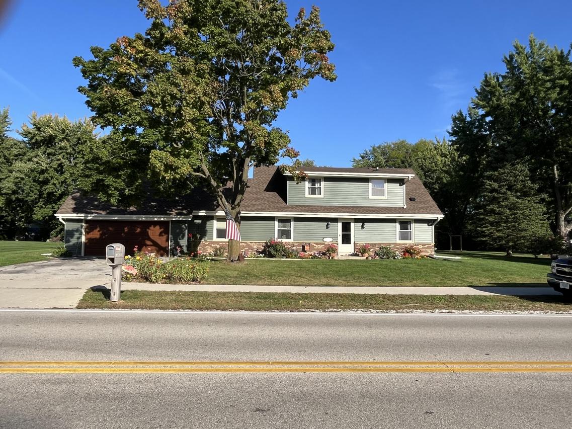 W163S7358 Bay Ln., Muskego, WI 53150