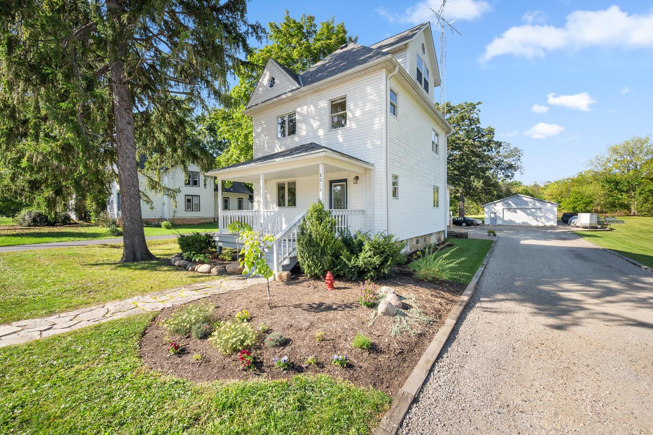 8018 200th Ave, Bristol, WI 53104