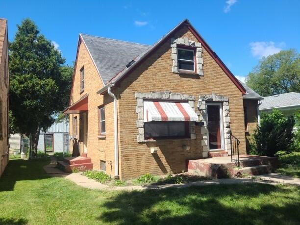 4959 N 21st St, Milwaukee, WI 53209