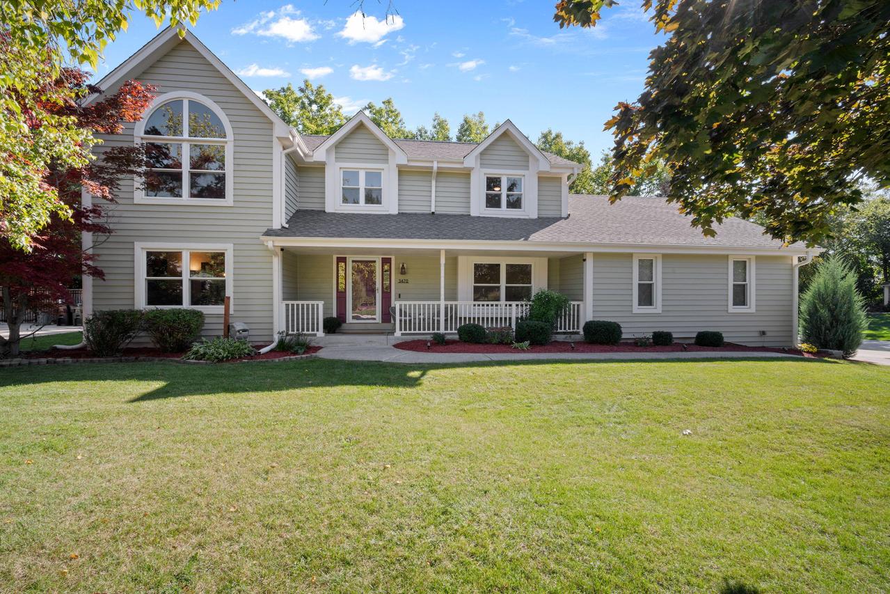 3470 S 129th St, New Berlin, WI 53151