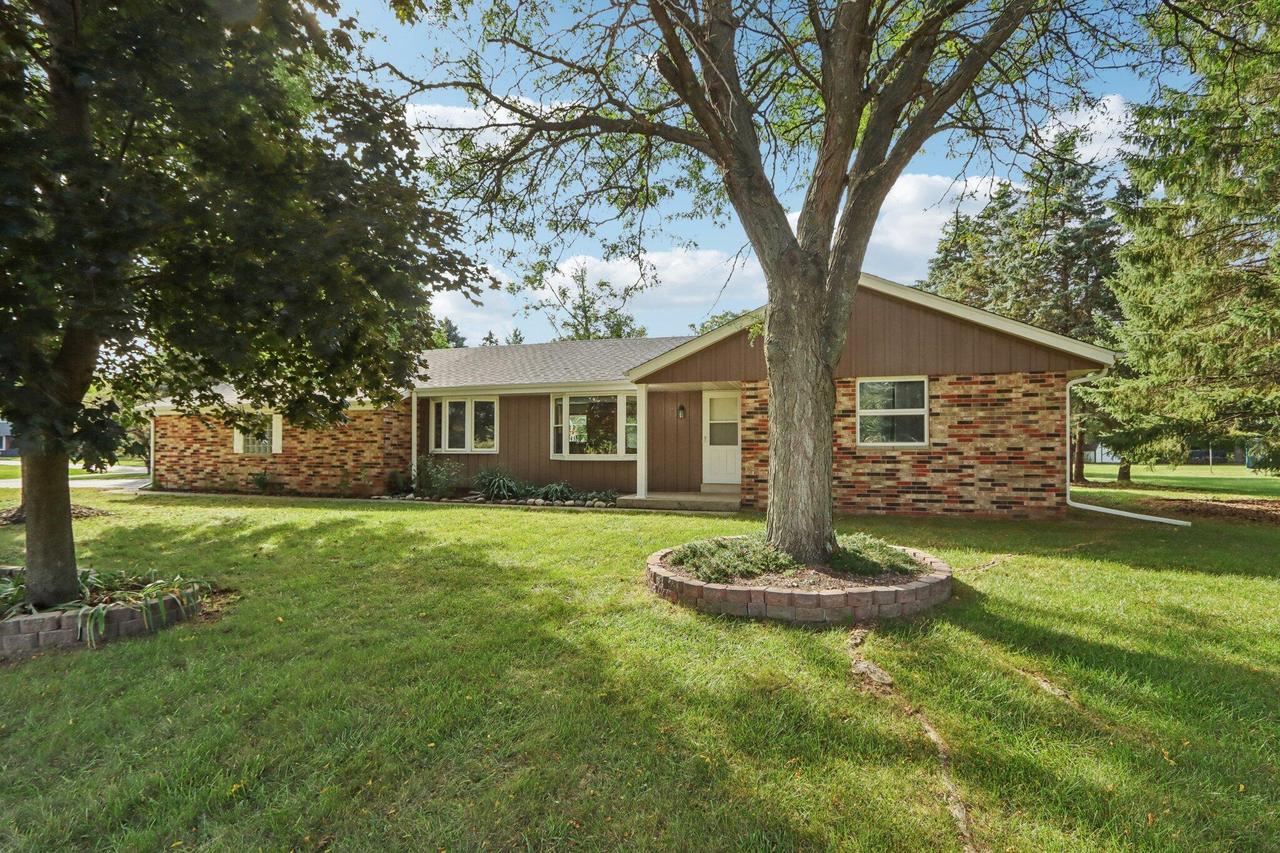 S37W31726 Bennett Rd, Genesee, WI 53189