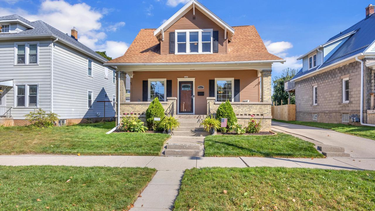 1947 N 12th St, Sheboygan, WI 53081