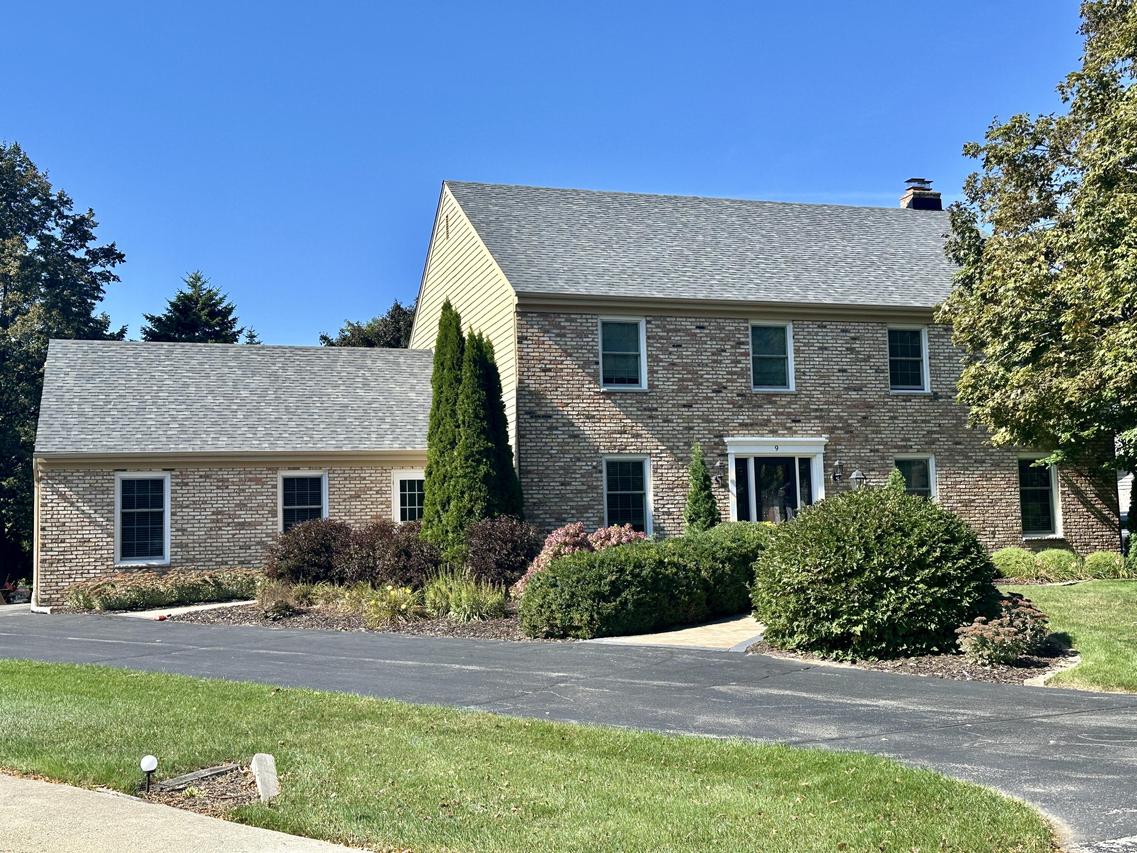 9 Ironwood Ct, Wind Point, WI 53402