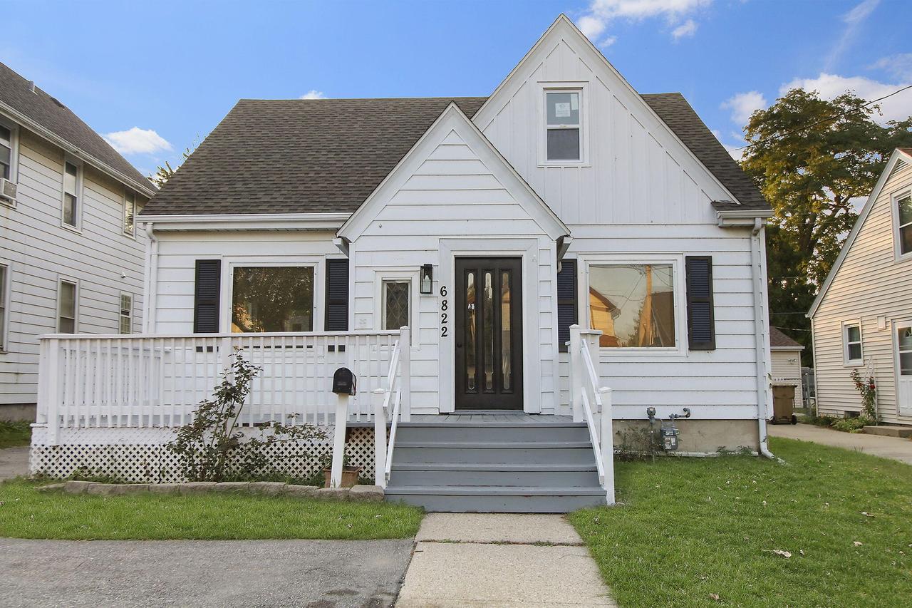 6822 22nd Ave, Kenosha, WI 53143