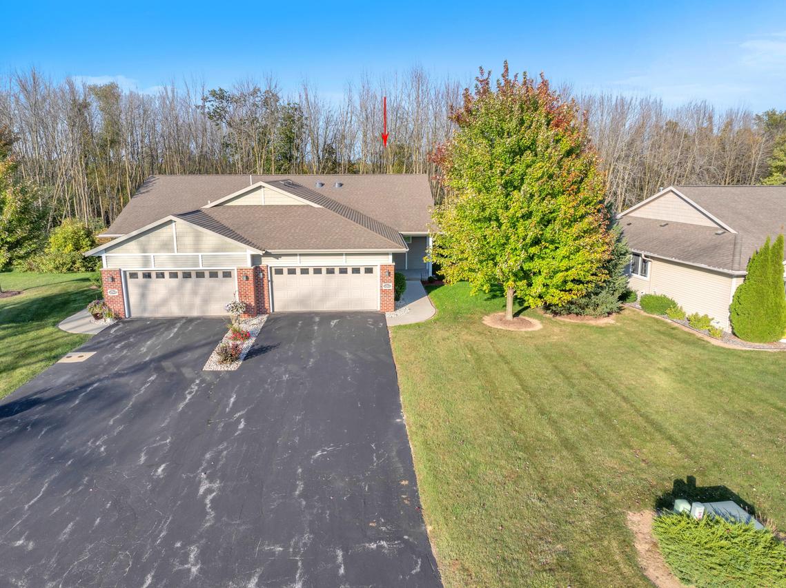 1276 Meadowbrook Dr ##2, Cleveland, WI 53015