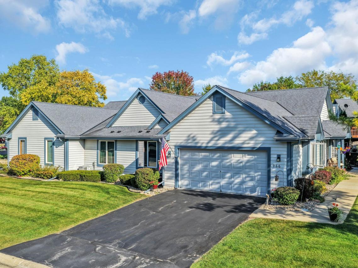 966 Bay View, Mukwonago, WI 53149