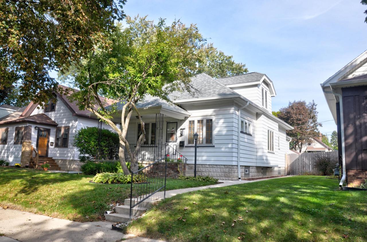 3658 S Logan Ave, Milwaukee, WI 53207