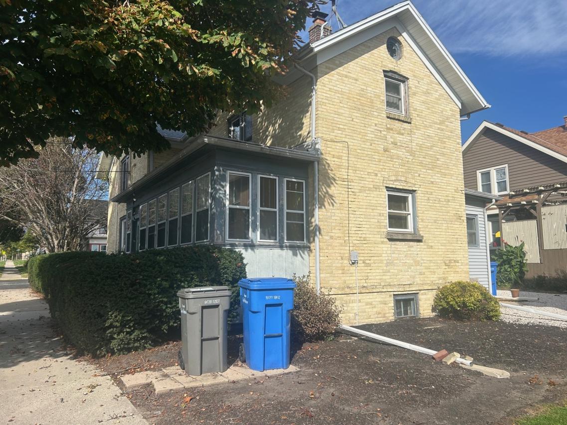 301 S Montgomery St #301 1/2, Watertown, WI 53094