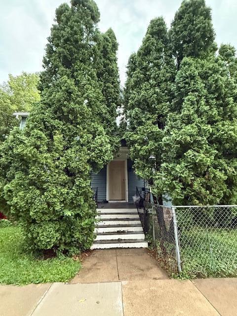 1116 Nebraska St, Oshkosh, WI 54902