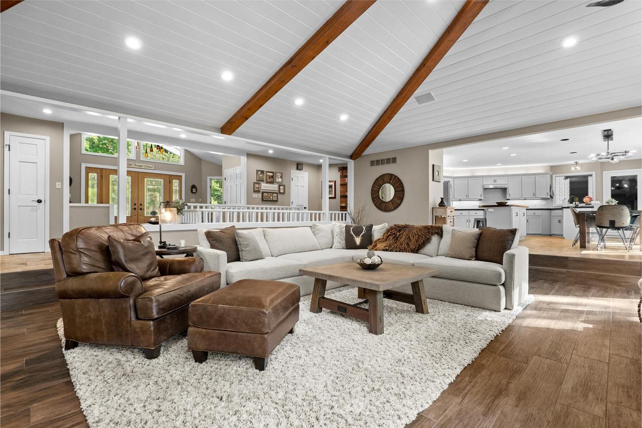 W5975 Pheasant Ln, Plymouth, WI 53073