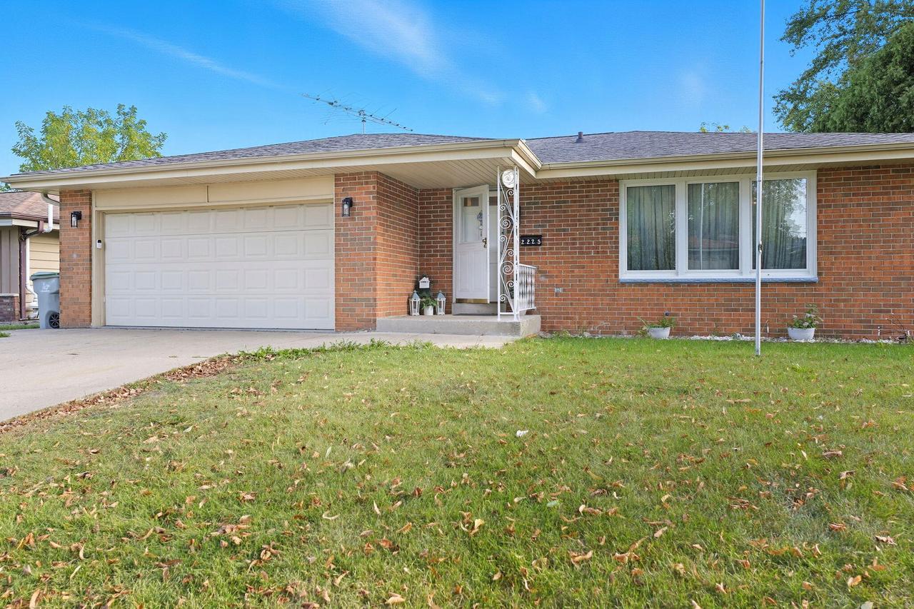 2225 W Bridge St, Milwaukee, WI 53221