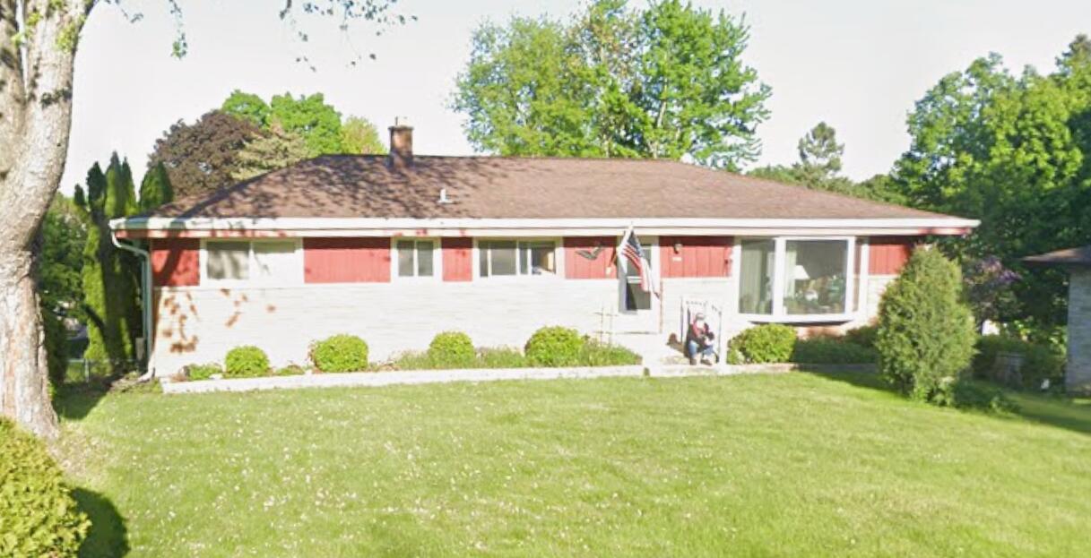 1100 Alfred St, Brookfield, WI 53005