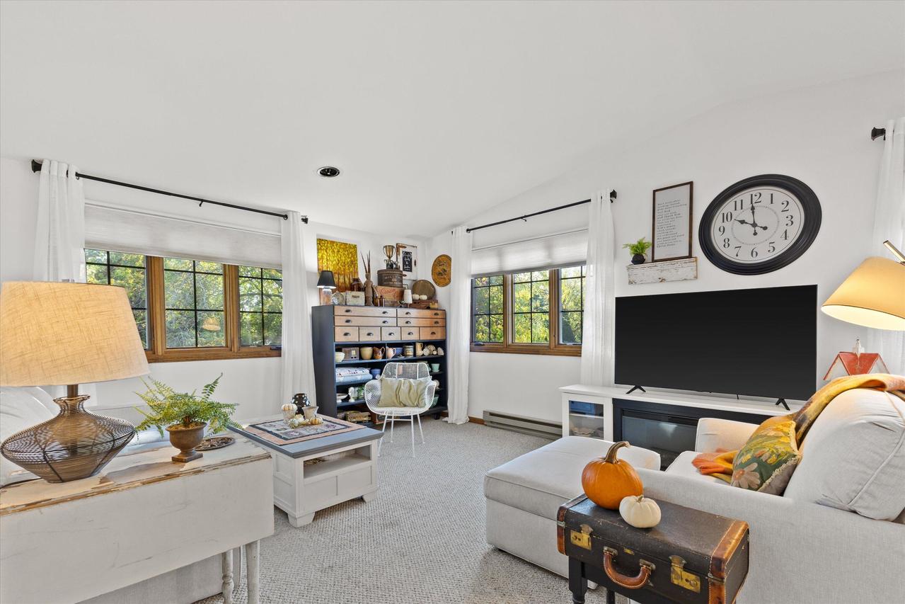 5810 Ring Neck Ter. #204, Mount Pleasant, WI 53406