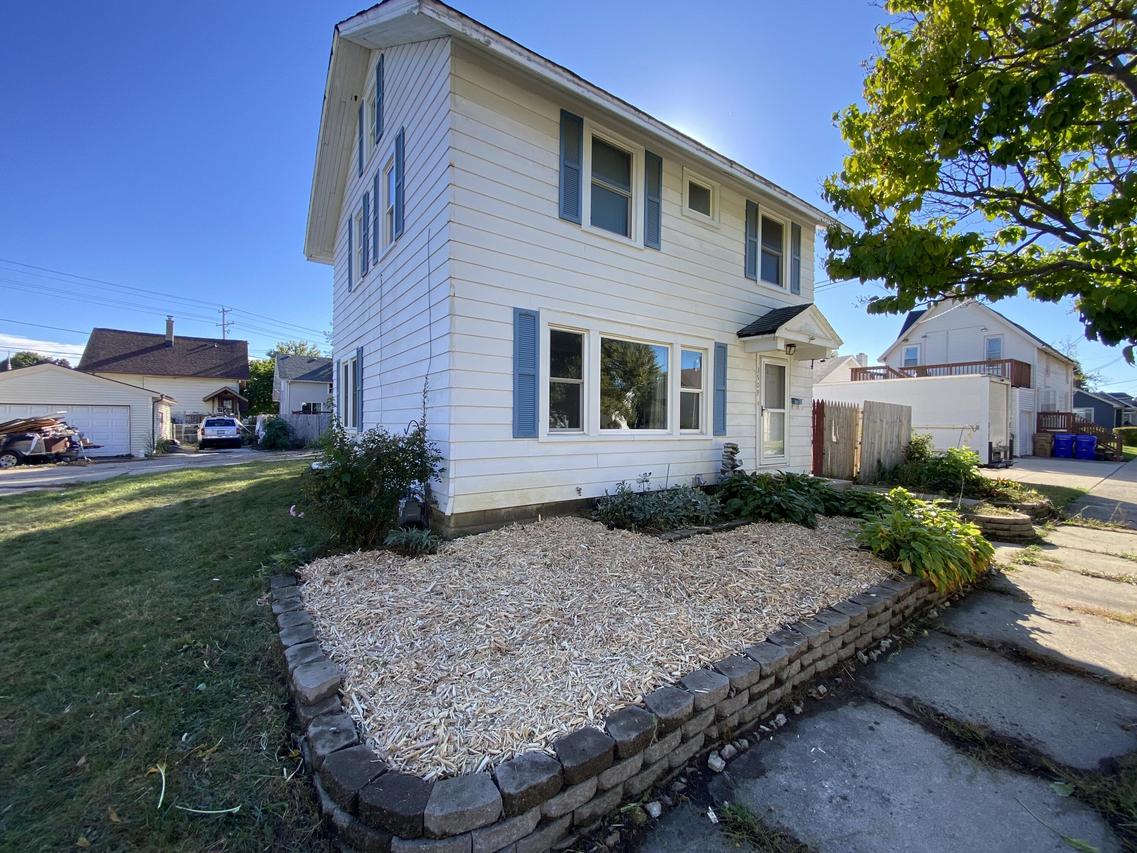 3509 71st St, Kenosha, WI 53142