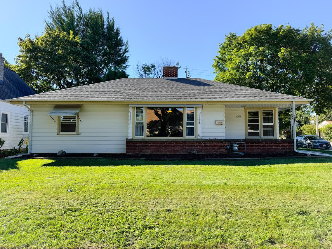 2405 S 83rd St., West Allis, WI 53219
