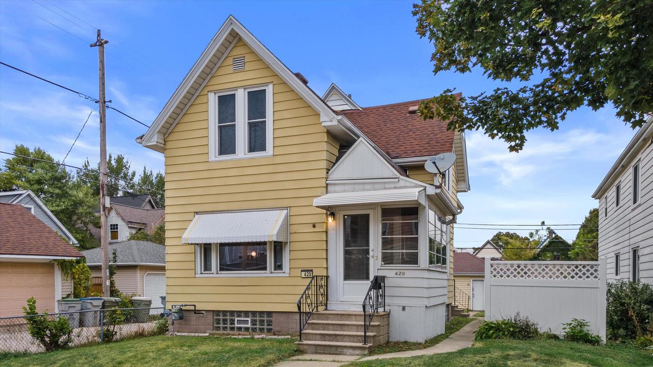 420 E Wilson St, Milwaukee, WI 53207
